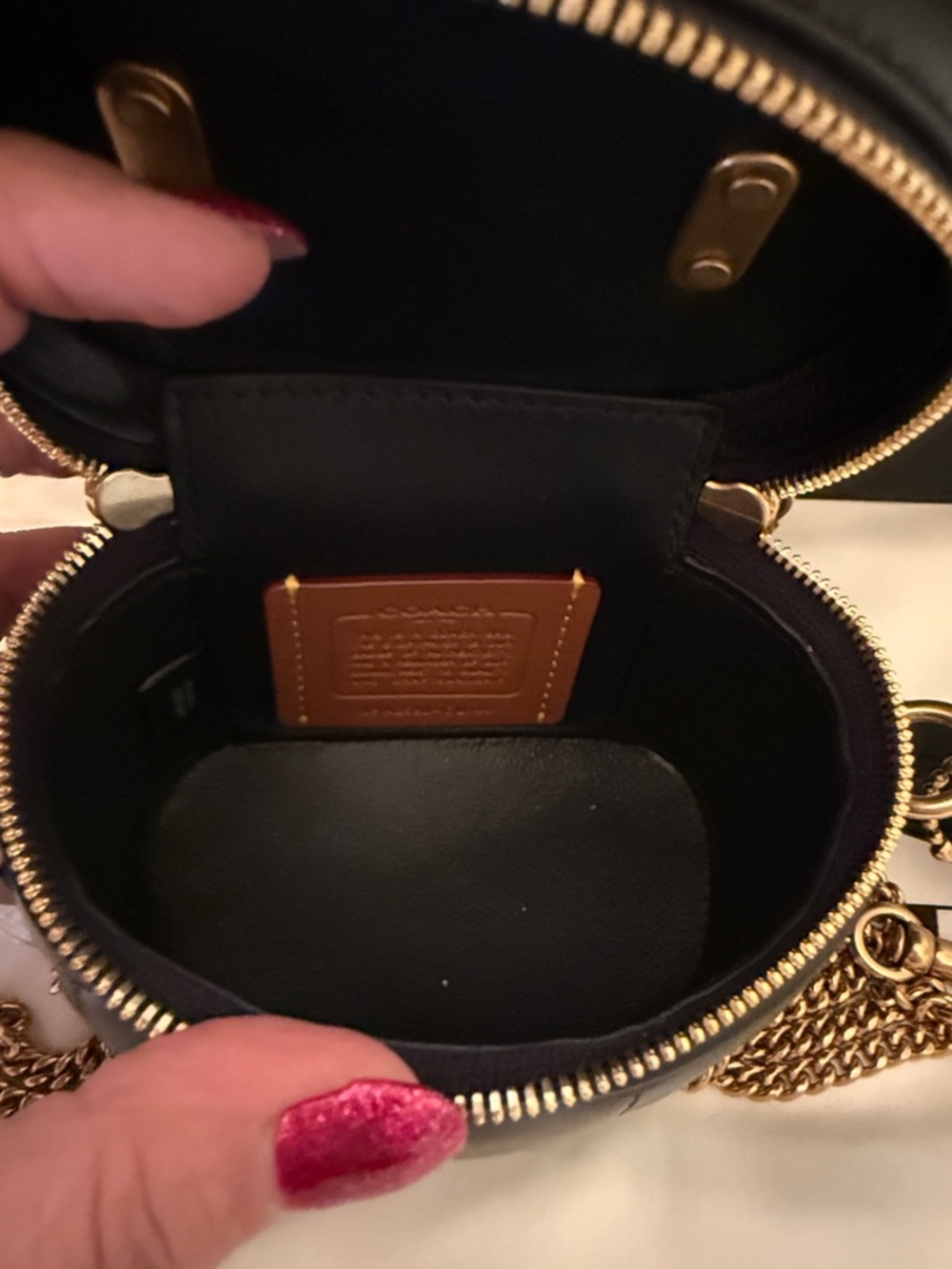 🖤💛Coach NWT Black Trail Crossbody Bag 12 With Pillow Quilting & Gold Chain Strap - Picture 10 of 10